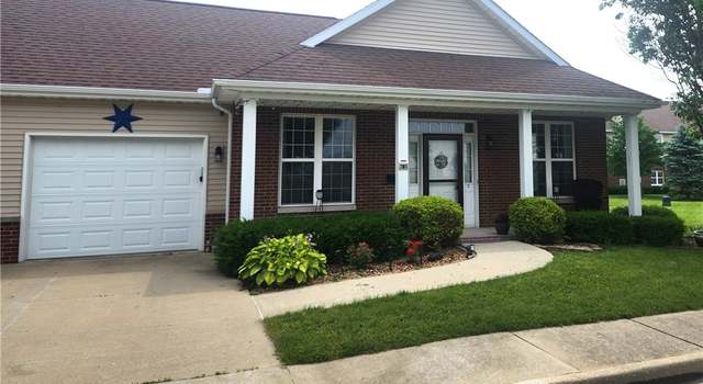 Photo of 8 Courtyard Blvd, Sullivan, IL 61951