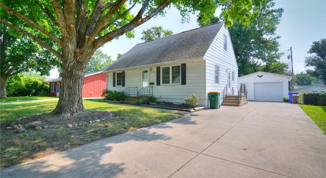 Photo of 54 Sundale Dr, Decatur, IL 62521