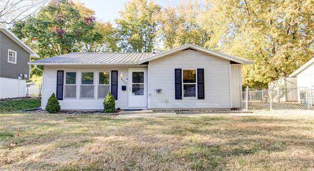 Photo of 4021 Nottingham Dr, Decatur, IL 62526