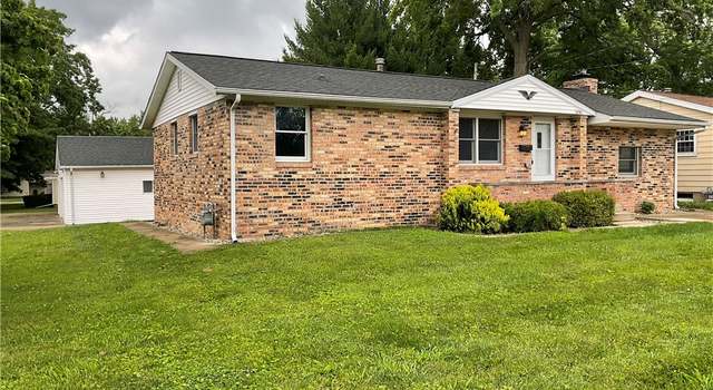 Photo of 1696 W Evandale Dr, Decatur, IL 62526