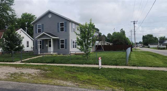 Photo of 711 Richland Ave, Effingham, IL 62401