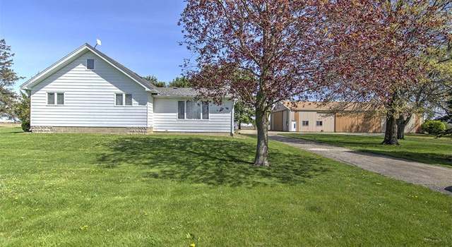 Photo of 102 E 50 North Rd, Laplace, IL 61936