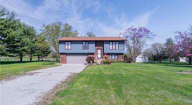 Photo of 4460 S Taylor Rd, Decatur, IL 62521