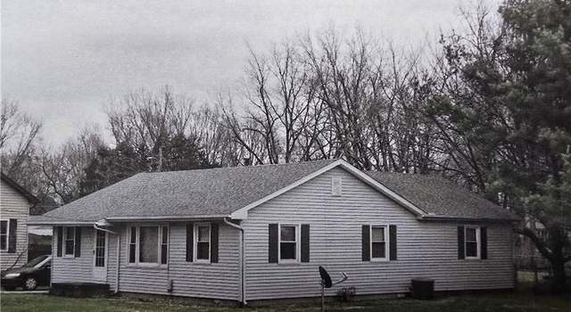 Photo of 115 E Glenn St, Macon, IL 62544