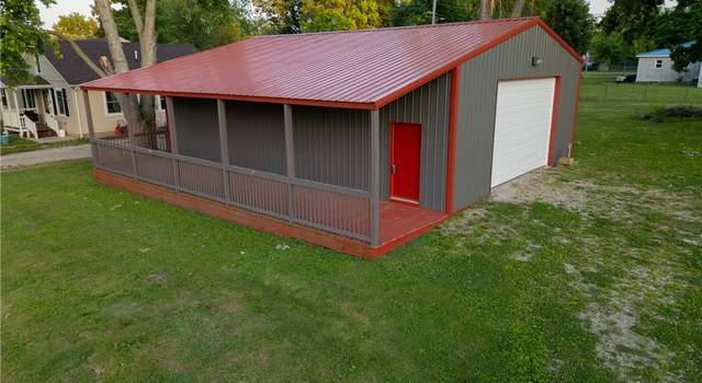Photo of 306 Pine St, Georgetown, IL 61846