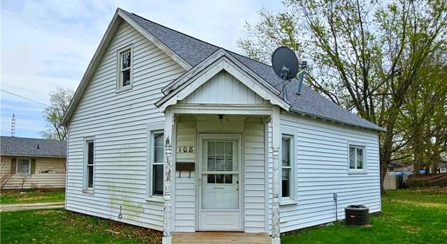 Photo of 108 9th St, Georgetown, IL 61846