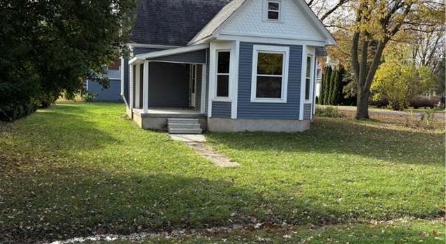 Photo of 212 Wabash Ave, Stonington, IL 62567