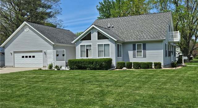 Photo of 503 N Graham St, Sullivan, IL 61951