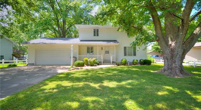 Photo of 325 S Durfee St, Warrensburg, IL 62573