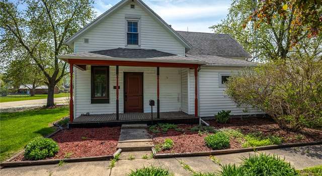 Photo of 801 Broadway Ave, Windsor, IL 61957
