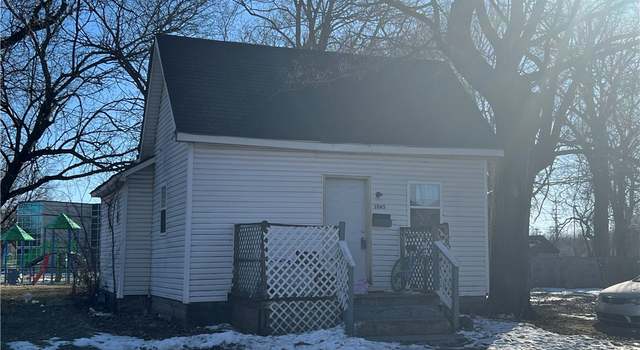 Photo of 1045 E Condit St, Decatur, IL 62521