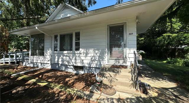 Photo of 227 N Jefferson St, Westville, IL 61883