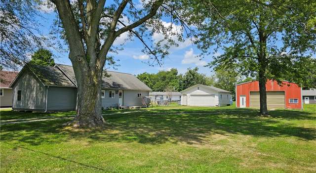 Photo of 604 E Pleasant St, Greenup, IL 62428