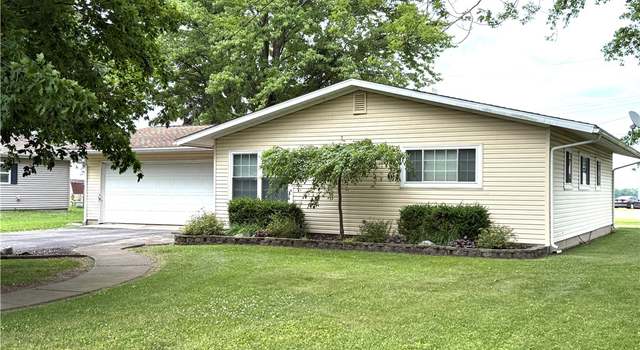 Photo of 714 Wilson Ave, Hoopeston, IL 60942