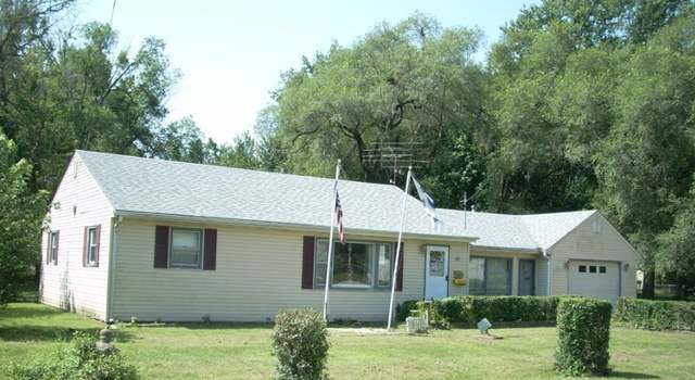 Photo of 61 Corman Ct, Decatur, IL 62521