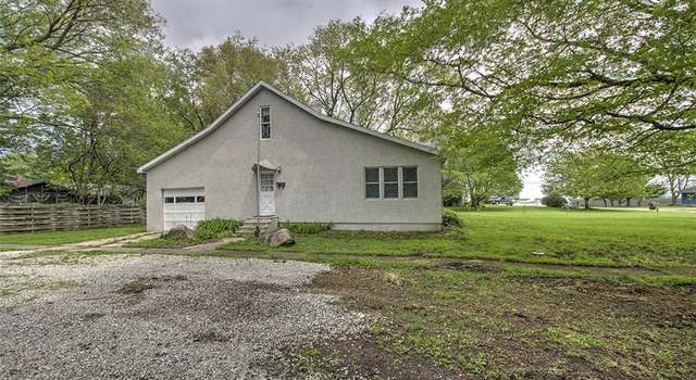 Photo of 532 S Champaign St, Bement, IL 61813