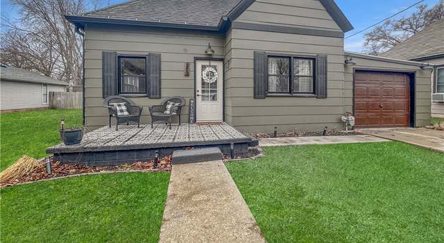 Photo of 302 W South St, Bethany, IL 61914