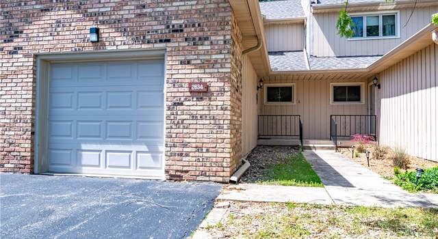 Photo of 2634 S Forrest Green Dr, Decatur, IL 62521