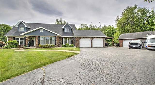 Photo of 67 S Shores Dr, Decatur, IL 62521