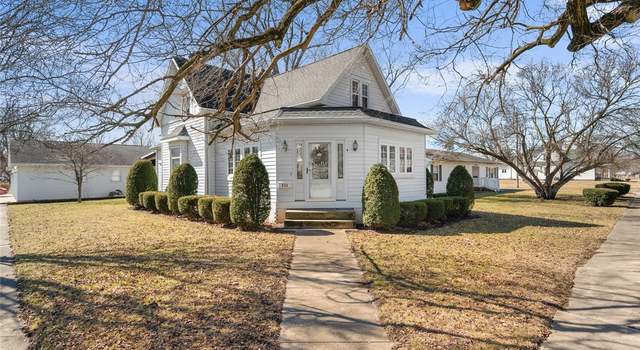 Photo of 523 E Madison Ave, Chrisman, IL 61924