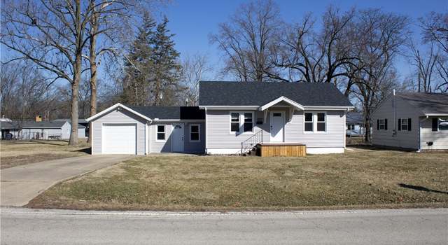 Photo of 3324 E Fulton Ave, Decatur, IL 62521