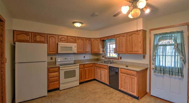 Photo of 5555 Ocean Trl, Decatur, IL 62521
