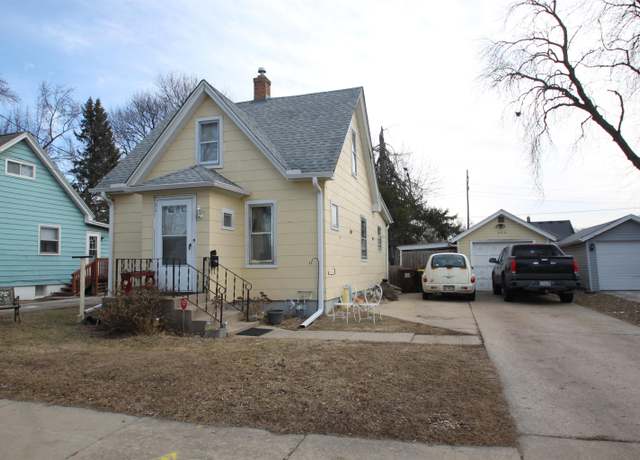 Property at 2710 Hanson St, Rockford, IL 61109, 2 beds, 1 bath