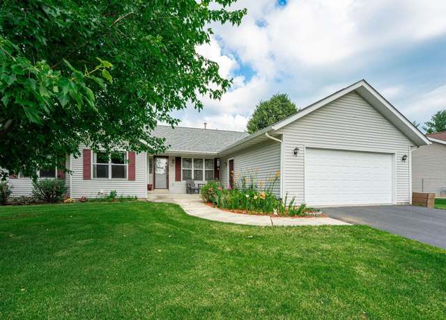 Property at 211 Carson Dr, Poplar Grove, IL 61065, 3 beds, 3 baths
