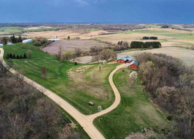 Property at 5840 S Elmoville Rd, Stockton, IL 61085, 3 beds, 2.5 baths