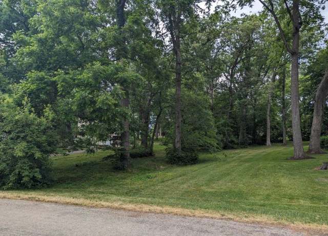 Property at 1310 Chadbourne Dr, Lake Summerset, IL 61019