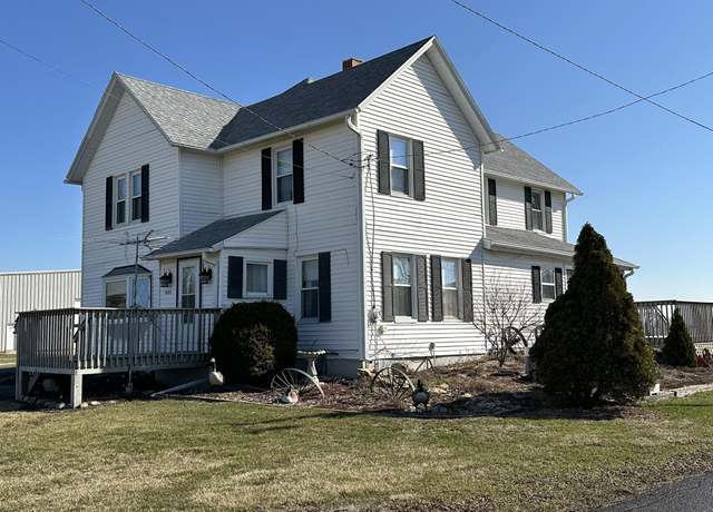 Property at 1925 S Simmons, Stockton, IL 61085, 5 beds, 2 baths