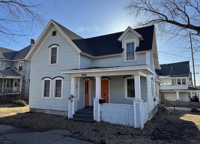 Property at 625 3rd St, Savanna, IL 61074, 3 beds, 1.5 baths