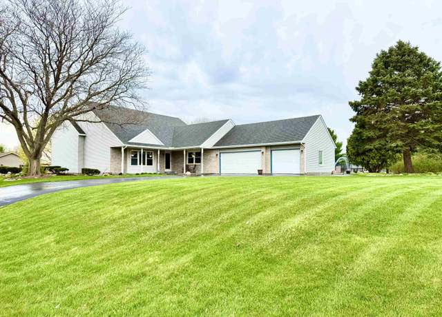 Property at 4365 Waterboro Ln, Roscoe, IL 61073, 3 beds, 3 baths
