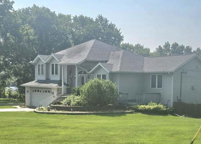 Property at 7002 Claremont St, Rockford, IL 61102, 3 beds, 2.5 baths