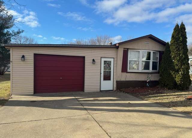 Property at 113 Valley Rose Dr, Freeport, IL 61032, 2 beds, 2 baths