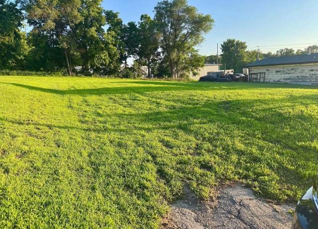 Property at 1611 Portland Ave, Savanna, IL 61074