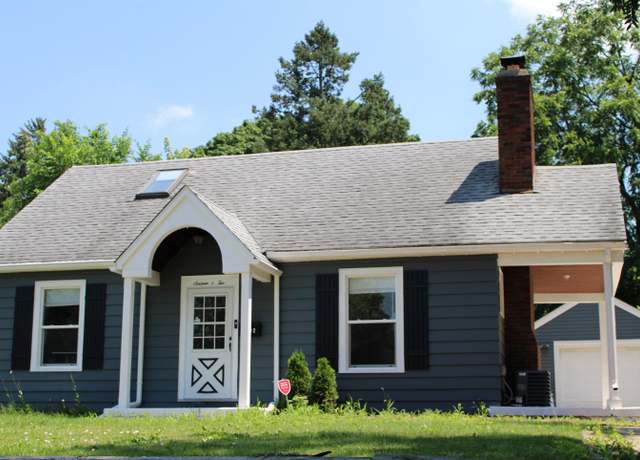 Property at 1602 22nd St, Rockford, IL 61108, 3 beds, 1 bath