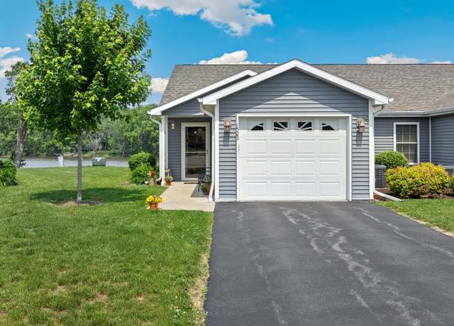 Property at 1523 Eadens Pl, Dixon, IL 61021, 2 beds, 1 bath