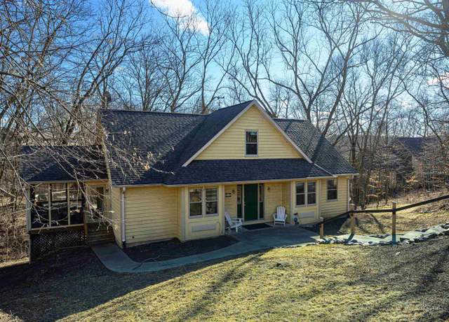 Property at 42 Shorewood Dr, Galena, IL 61036, 4 beds, 3.5 baths