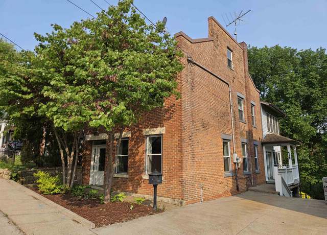 Property at 106 N Dodge St, Galena, IL 61036, 3 beds, 1.5 baths
