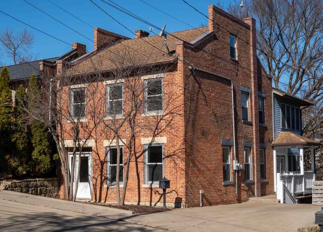 Property at 106 N Dodge St, Galena, IL 61036, 3 beds, 1.5 baths