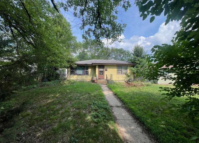 Property at 3043 Latham St, Rockford, IL 61103, 3 beds, 1.5 baths
