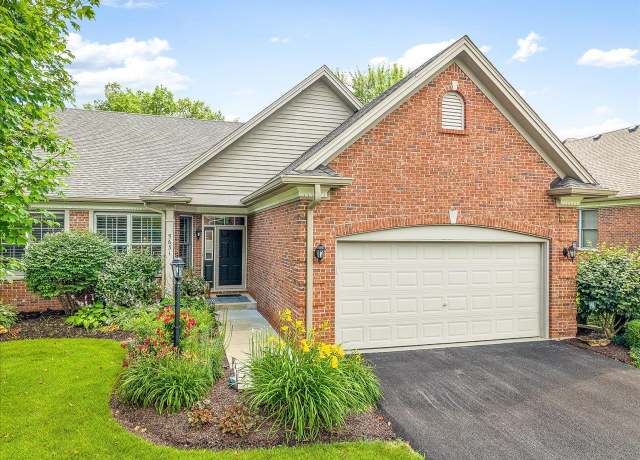 Property at 5631 Northcliffe Ln, Rockford, IL 61114, 3 beds, 2 baths