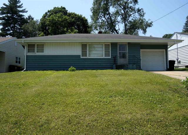 Property at 140 Warren Ave, Rockford, IL 61107, 3 beds, 1 bath