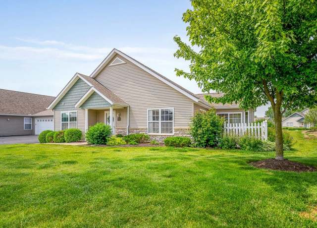 Property at 234 Lilac Ln, Rockford, IL 61107, 3 beds, 2 baths