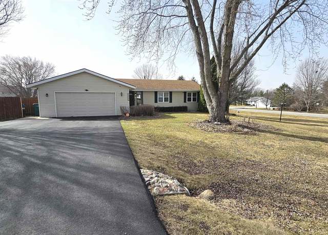 Property at 6647 Meadowbrook, Roscoe, IL 61073, 3 beds, 2 baths