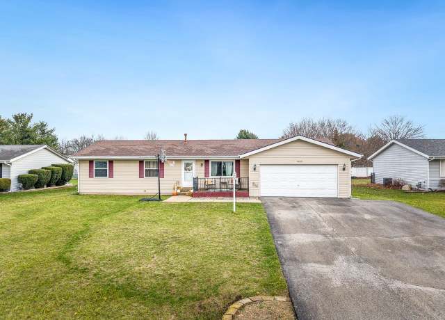Property at 14135 De La Tour Dr, South Beloit, IL 61080, 3 beds, 2.5 baths