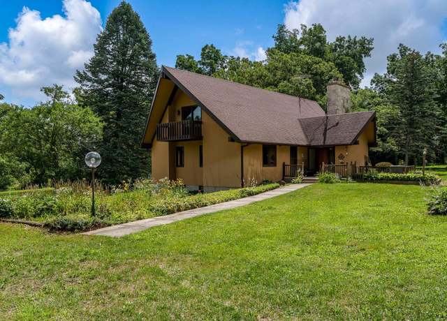 Property at 35420 Wheeler Rd, Kirkland, IL 60146, 3 beds, 3 baths