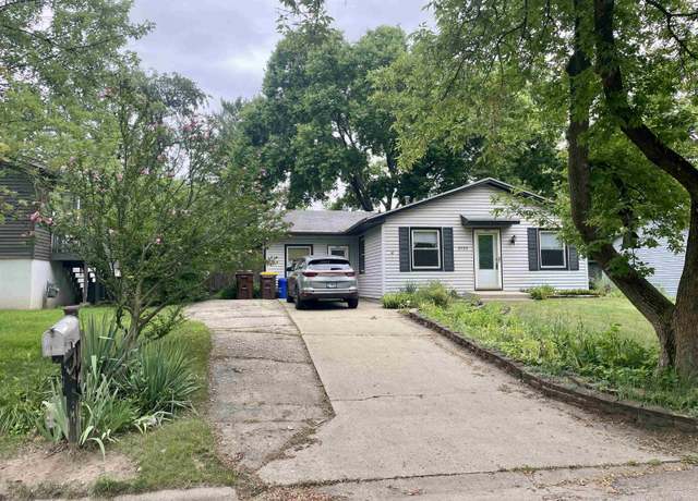 Property at 2732 19th St, Rockford, IL 61109, 4 beds, 2 baths