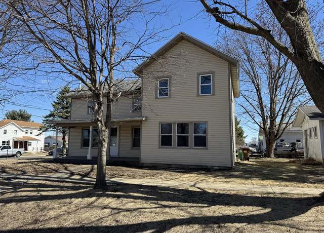 Property at 321 N Argyle St, Lanark, IL 61046, 3 beds, 2.5 baths